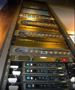 av rack(1)